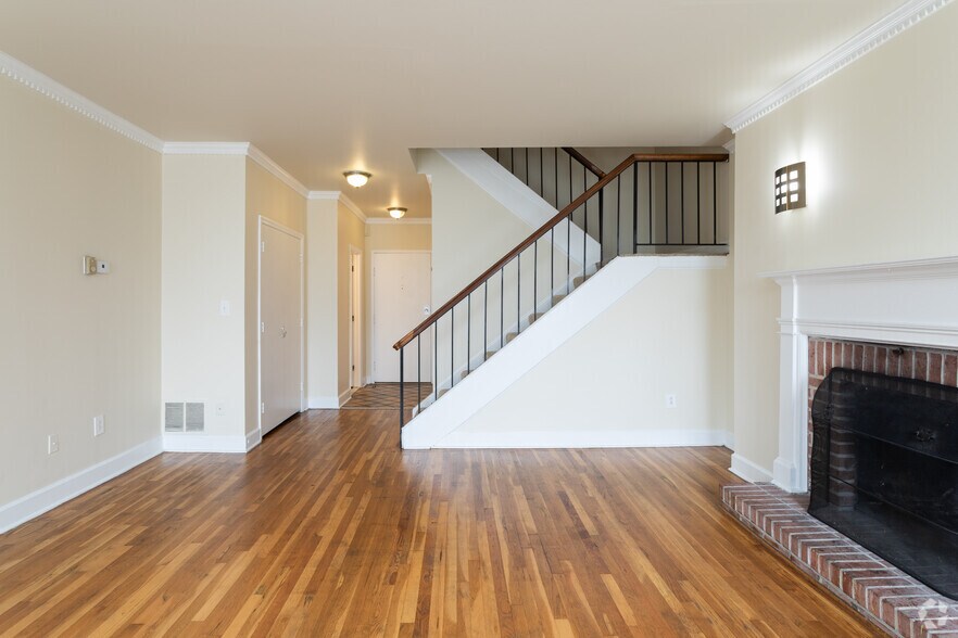 More Photos Of 1520 Park Ave, Baltimore Apartments For Sale