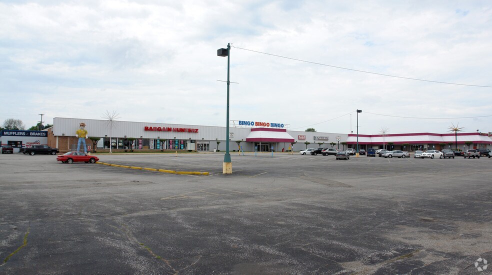 More Photos Of 3600 S Dort Hwy, Flint Unknown For Lease
