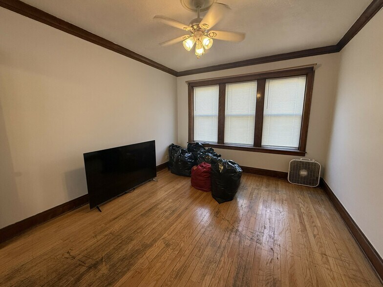 More Photos Of 3054-56 N Major Ave, Chicago Apartments For Sale