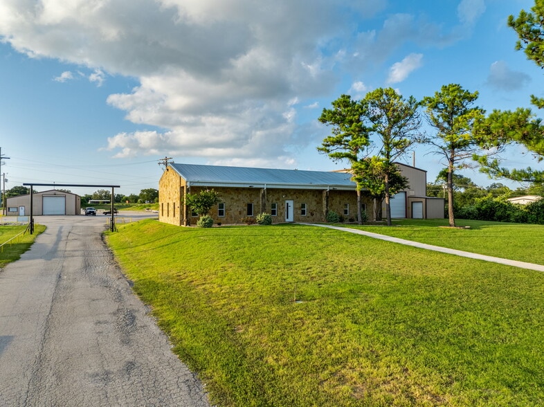 More Photos Of 3008 Ranger Hwy, Weatherford Manufacturing For Sale