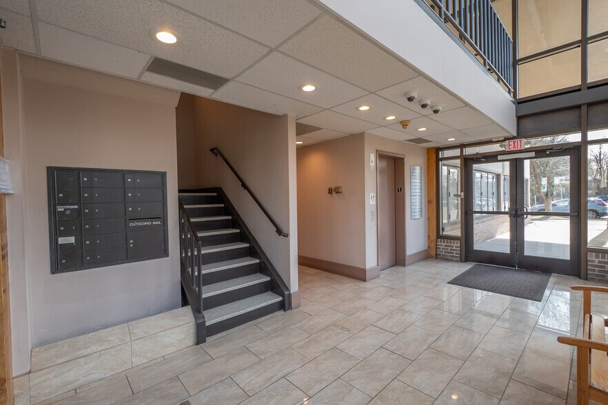 More Photos Of 622 Georges Rd, North Brunswick Medical For Sale