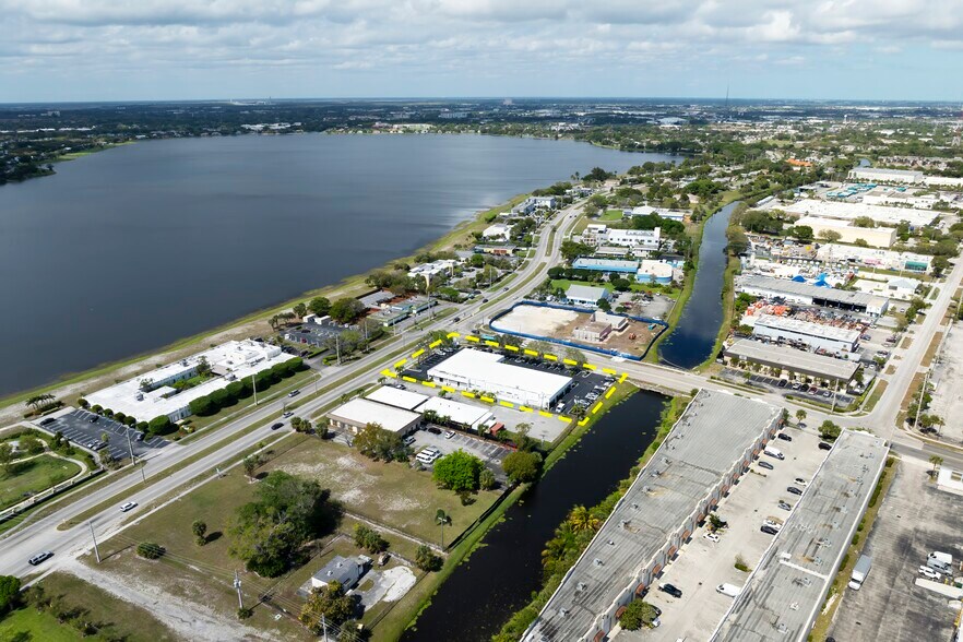 More Photos Of 2620 N Australian Ave, West Palm Beach Office Residential For Lease