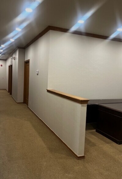 More Photos Of 417 W 18th St, Edmond Unknown For Lease