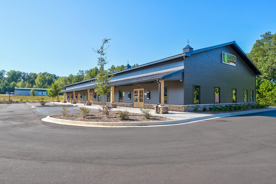 More Photos Of 120 Brookside Pky, Lexington Medical For Lease