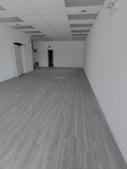 More Photos Of 5030-5034 W North Ave, Chicago Apartments For Lease