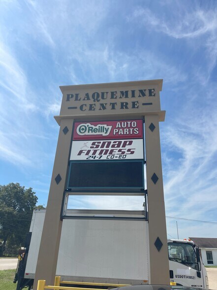 More Photos Of 58630 Belleview Dr, Plaquemine General Retail For Sale