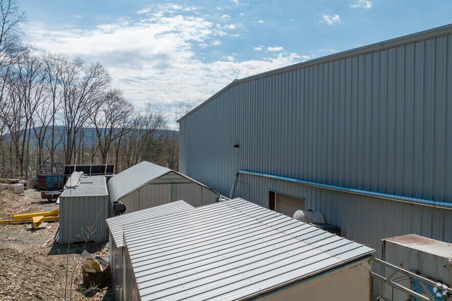 More Photos Of 1239 Campville Rd, Endicott Manufacturing For Sale