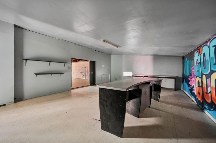More Photos Of 7629 Harrisburg Blvd, Houston Land For Lease