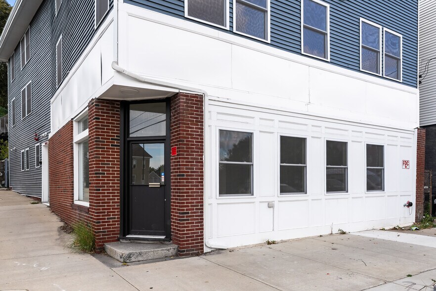 More Photos Of 1 Glenwood St, Malden Apartments For Sale