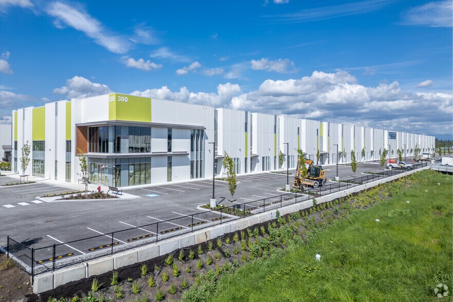 More Photos Of 19265 Airport Way, Pitt Meadows Warehouse For Lease