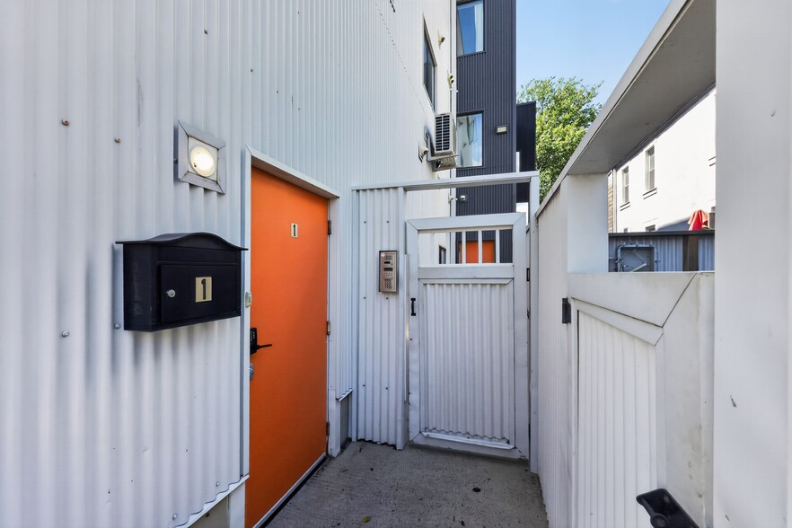 More Photos Of 2026 Amber St, Philadelphia Apartments For Sale
