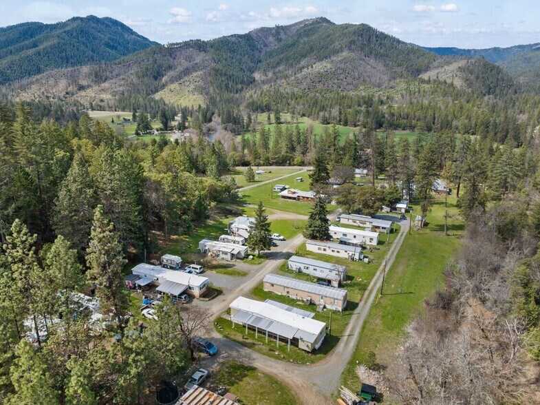 More Photos Of 11425 Upper Applegate Rd, Jacksonville Manufactured Housing Mobile Home Park For Sale