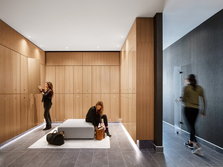 More Photos Of 401 S 1st St, Austin Office For Sale