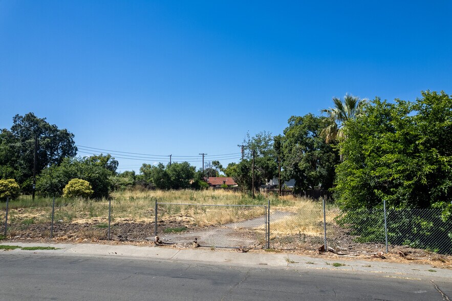 More Photos Of 299 Christine Dr, Sacramento Land For Sale
