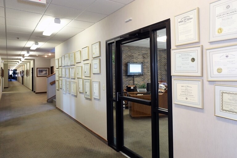 More Photos Of 1515 N Sanborn Blvd, Mitchell Office For Sale