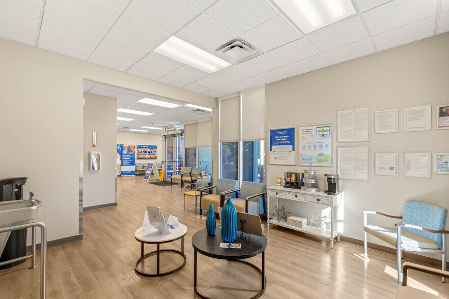 More Photos Of 2601 N Tenaya Way, Las Vegas Office For Sale