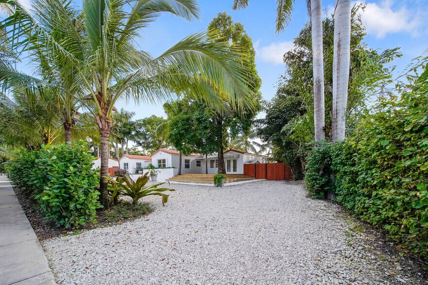More Photos Of 1110 NW North River Dr, Miami Specialty For Sale