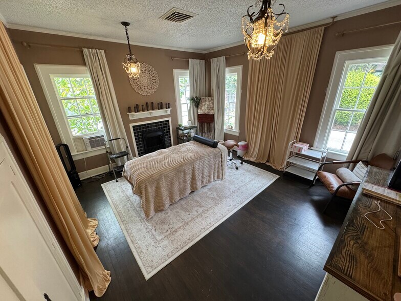 More Photos Of 110 W Adair St, Valdosta Office For Sale