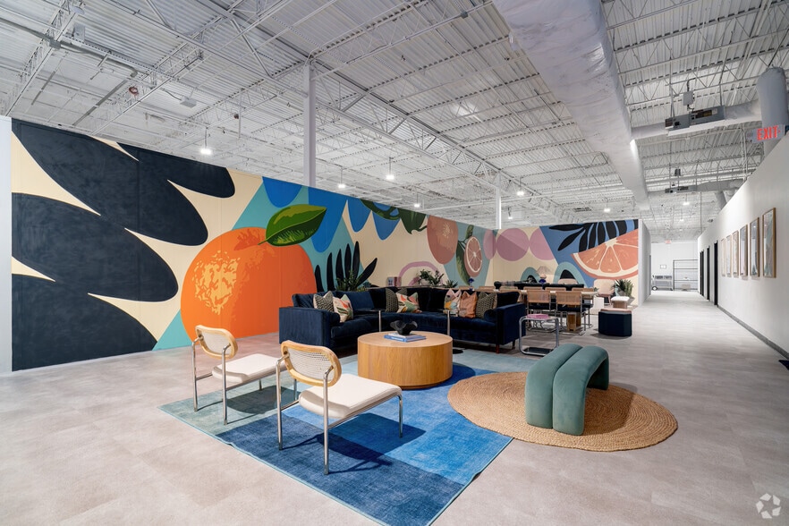 More Photos Of 4121 34th St, Orlando Warehouse For Lease