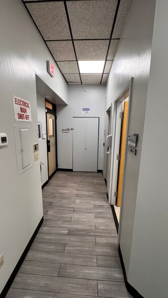 More Photos Of 77 E Merrimack St, Lowell Medical For Lease