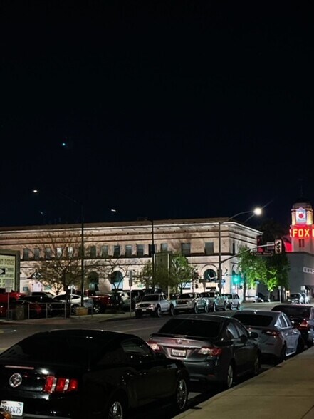 More Photos Of 1712 19th St, Bakersfield Office For Lease