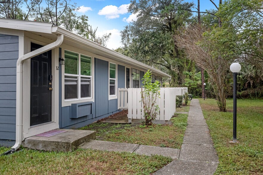 More Photos Of 3150 Pyramid Pky, Lakeland Apartments For Sale