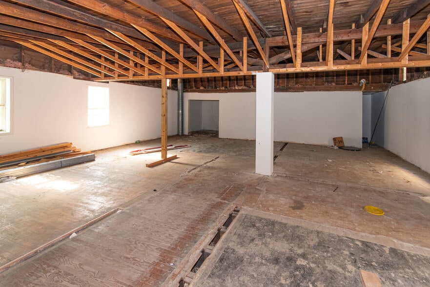 More Photos Of 19 W Bel Air Ave, Aberdeen Storefront For Lease
