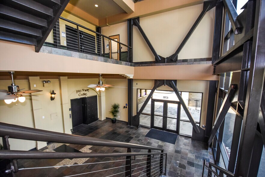 More Photos Of 4200 6th Ave SE, Lacey Office For Lease