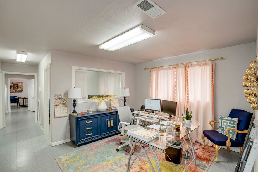 More Photos Of 11578 Airway Blvd, Roanoke Warehouse For Sale