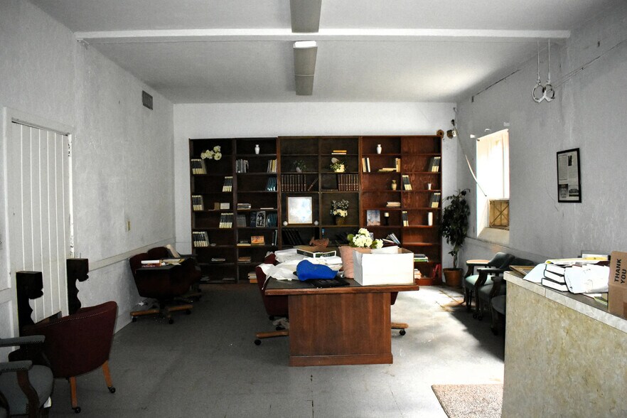 More Photos Of 3481 S Court St, Montgomery Religious Facility For Sale