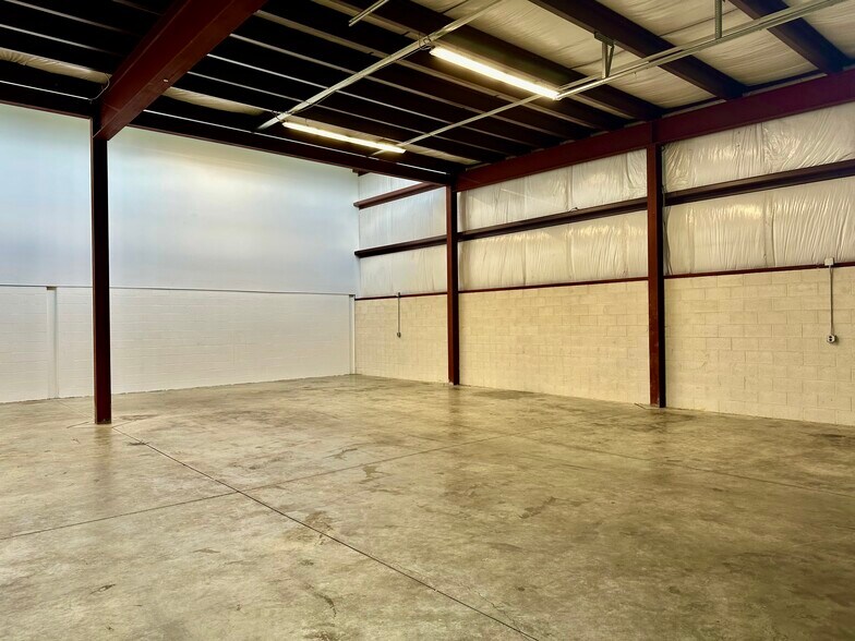 More Photos Of 3497 Blue Ball Rd, Elkton Light Distribution For Lease