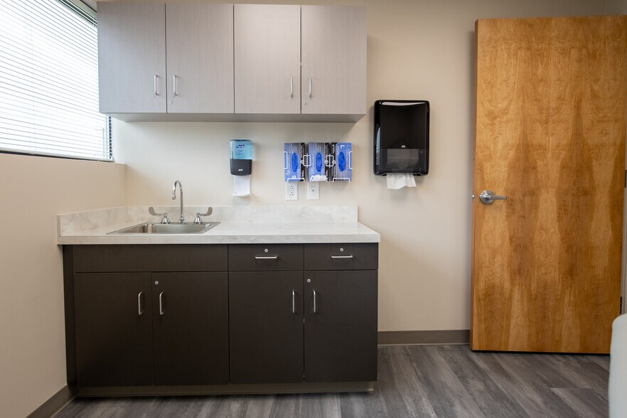 More Photos Of 170 North Henderson Rd, King Of Prussia Medical For Lease