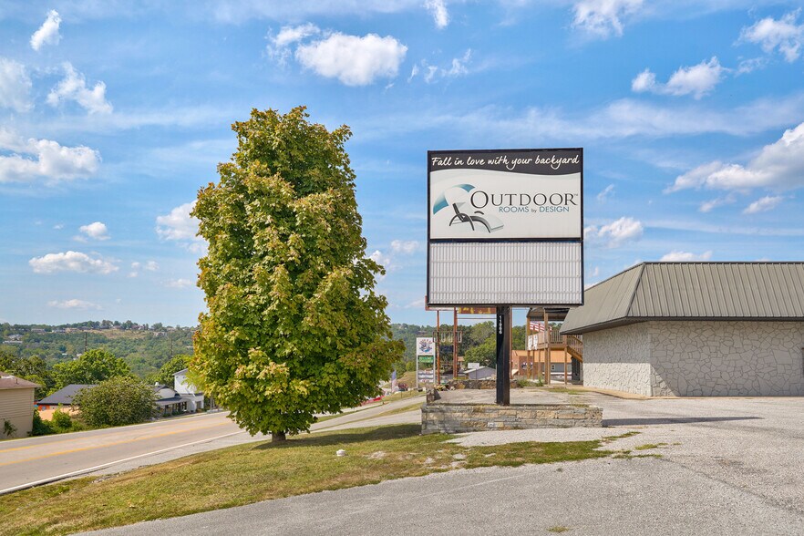 More Photos Of 11966 State Hwy 13, Kimberling City General Retail For Sale