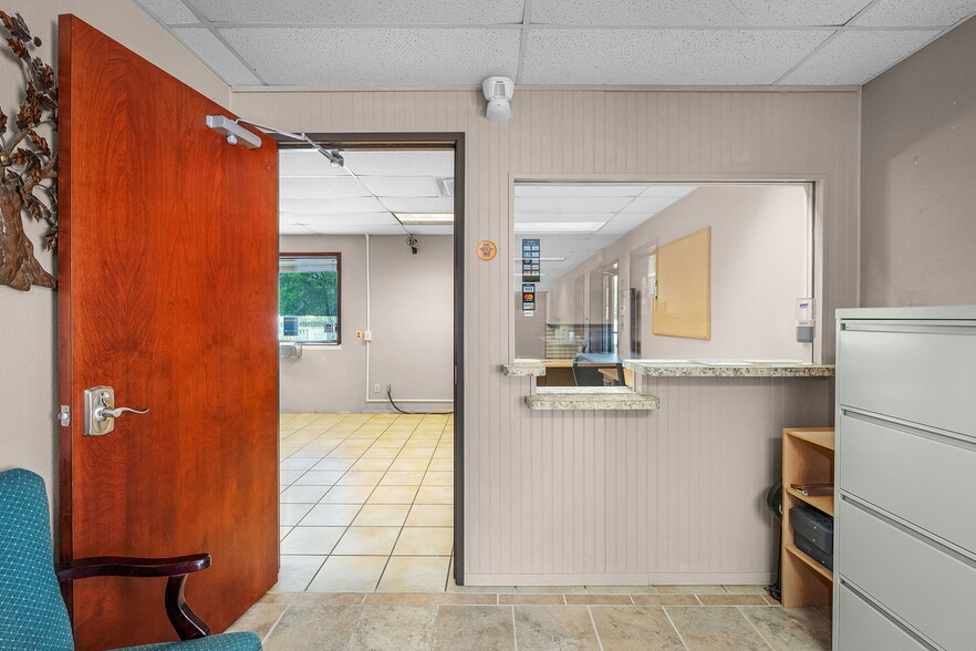 More Photos Of 1399 Sattler Rd, New Braunfels Office For Sale