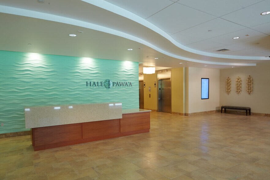 More Photos Of 1401 S Beretania St, Honolulu Office For Lease