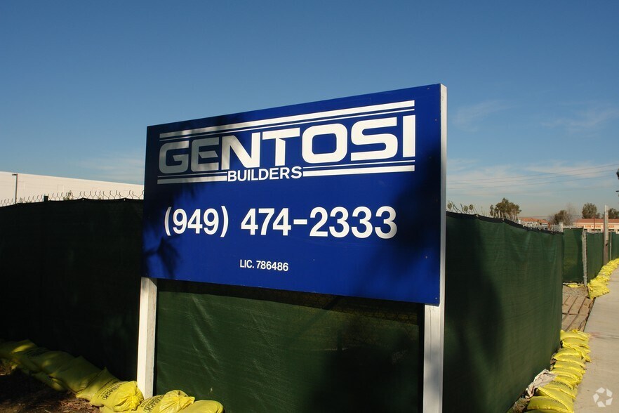 More Photos Of 10601 Walker St, Cypress Medical For Lease