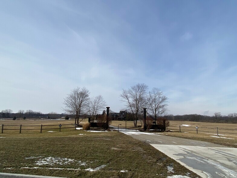 More Photos Of 23550 S Vetter Rd, Elwood Land For Sale