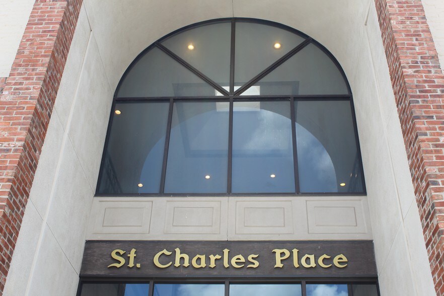 More Photos Of 600 Austin Ave, Waco Office For Lease