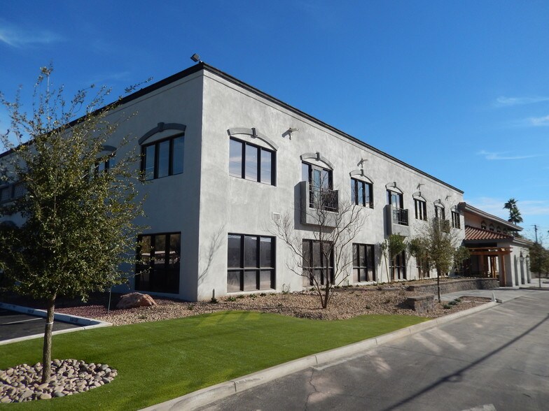 More Photos Of 7227 N 16th St, Phoenix Office For Lease