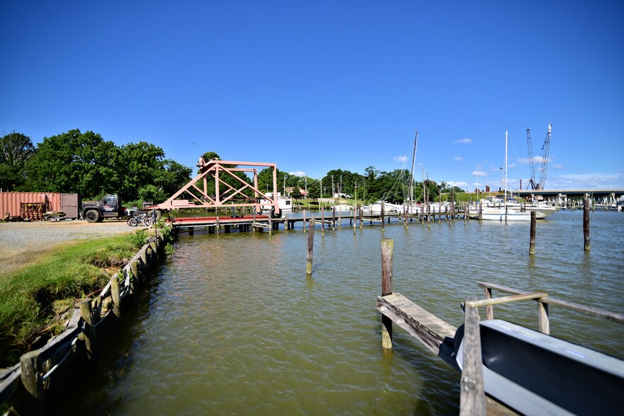 More Photos Of 12364 Neale Sound Dr, Cobb Island Marina For Sale