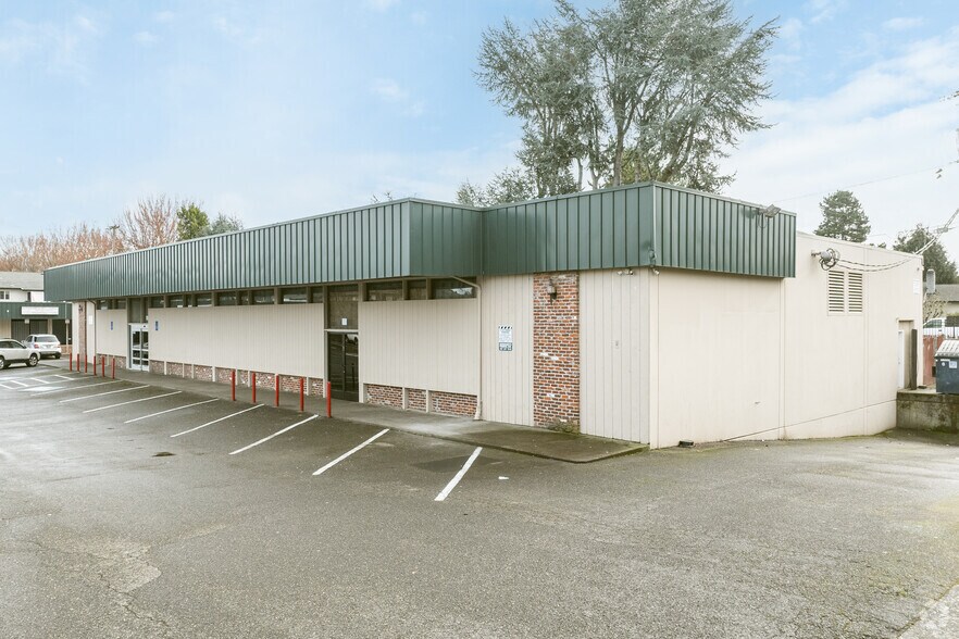 More Photos Of 13116 NE Sandy Blvd, Portland Storefront Retail Office For Sale