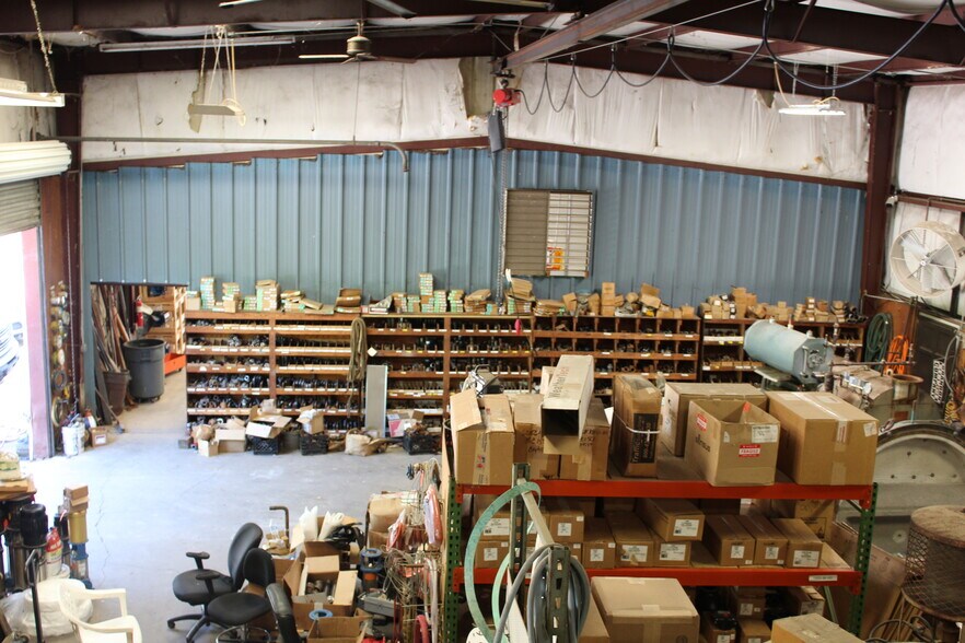 More Photos Of 4769 I-55 South Frontage Road, Jackson Warehouse For Sale