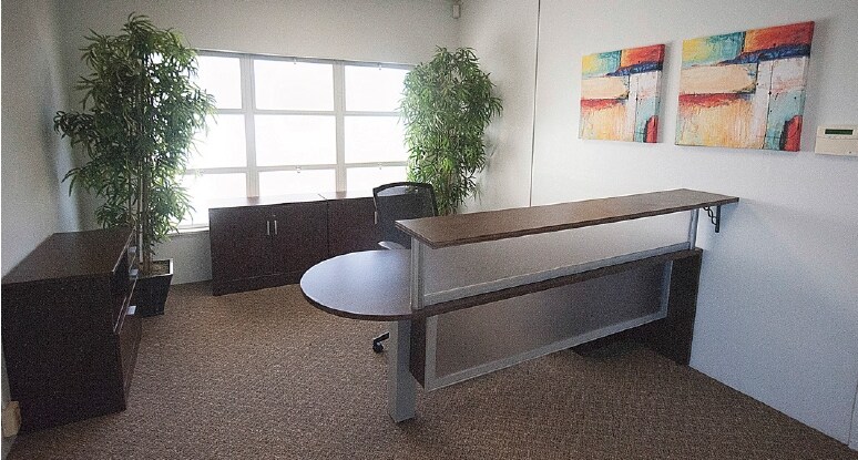 More Photos Of 2430-2434 Calaveras St, Fresno Office For Lease