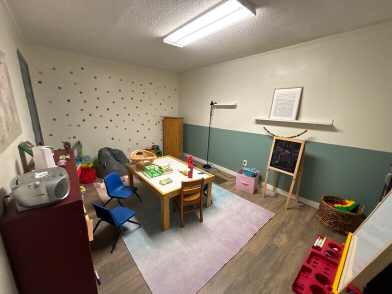 More Photos Of 220 Beaver Rd, Munford Sports And Entertainment For Sale