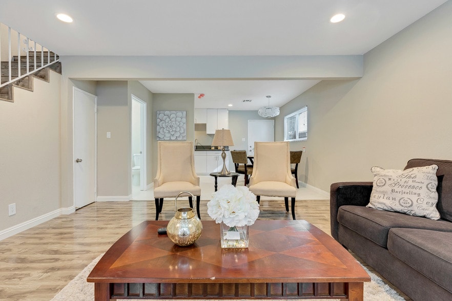 More Photos Of 11525 Haro Ave, Downey Multifamily For Sale