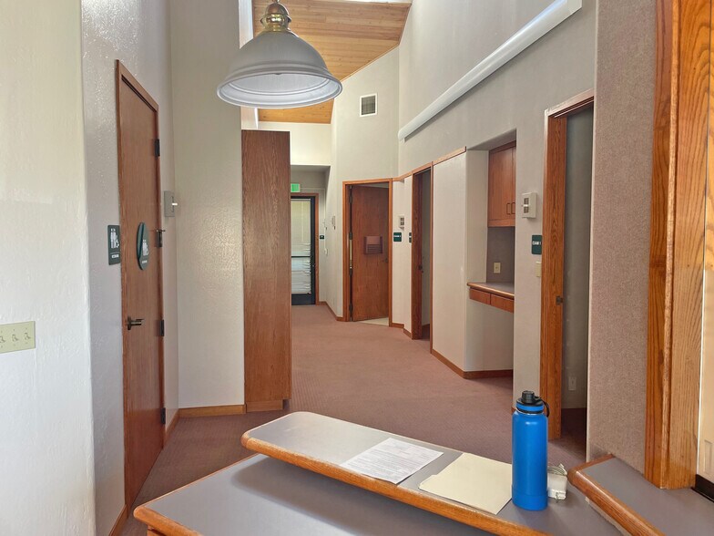 More Photos Of 555 Petaluma Ave, Sebastopol Medical For Lease