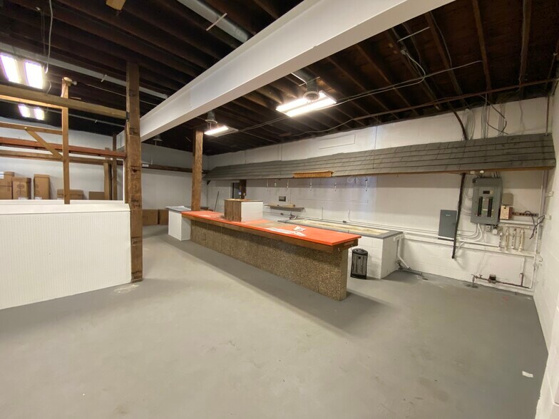 More Photos Of 781 S Front St, Columbus Storefront For Lease