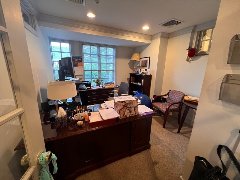 More Photos Of 100 John Robert Thomas Dr, Exton Office For Sale