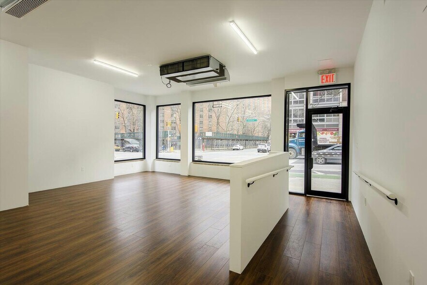 More Photos Of 1779 First Ave, New York Apartments For Lease