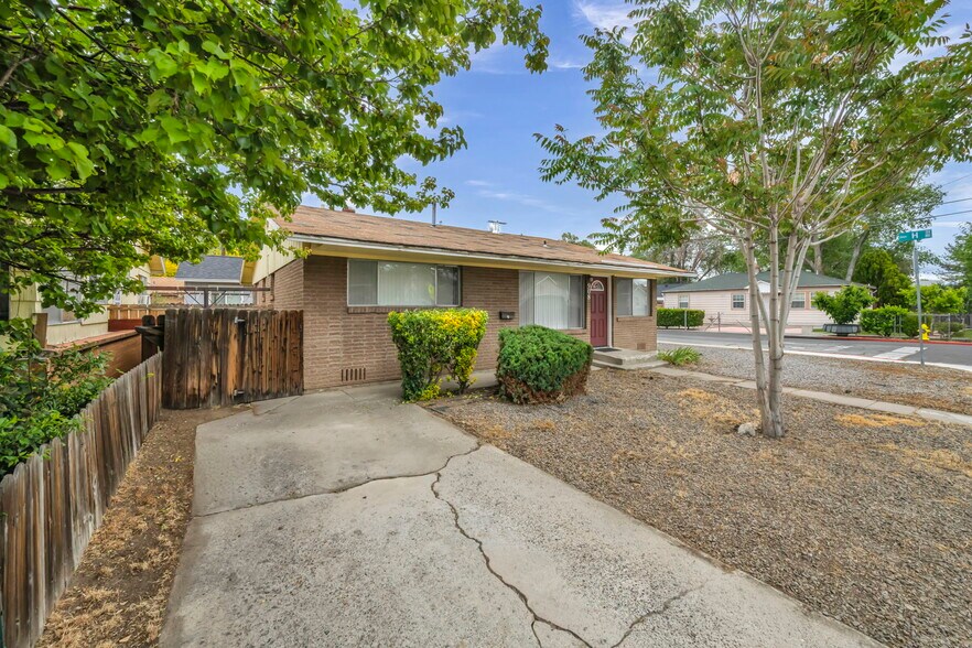More Photos Of 908 12th St, Sparks Apartments For Sale